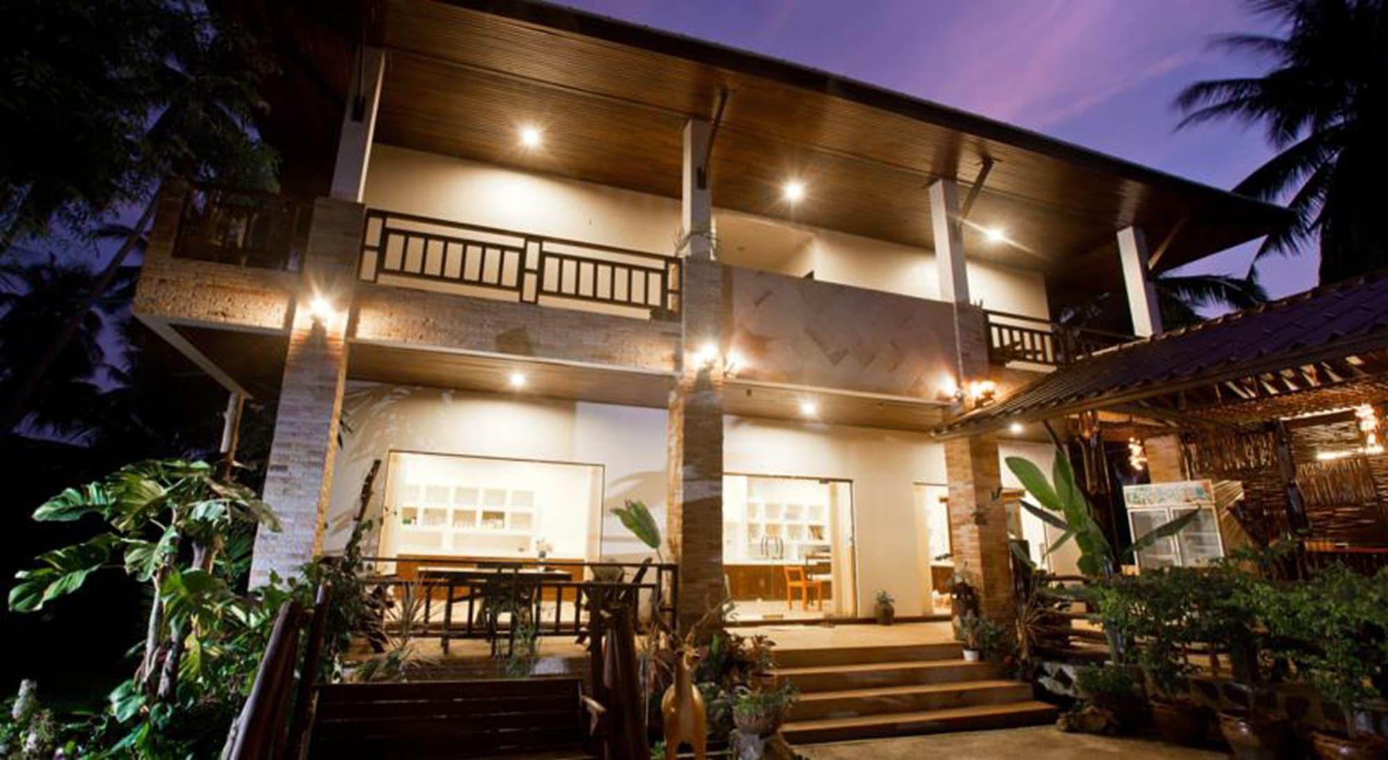 Shanti Hotel