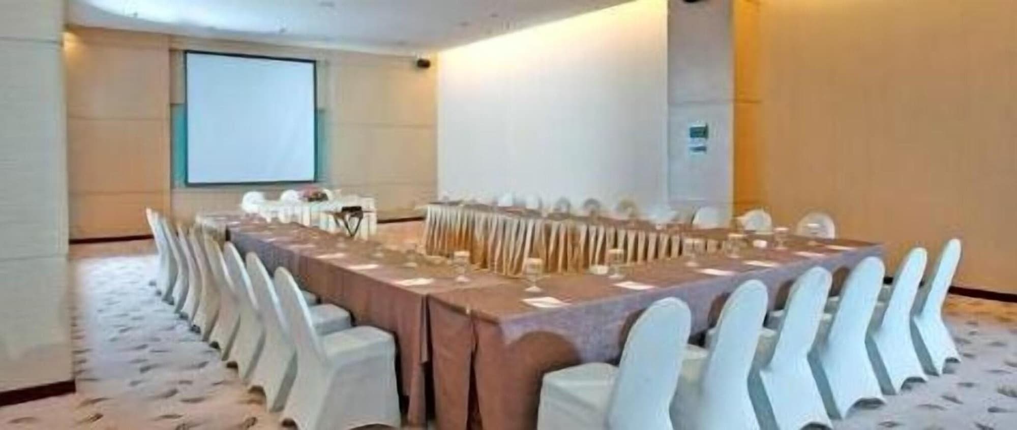 Grand Artos Hotel Magelang