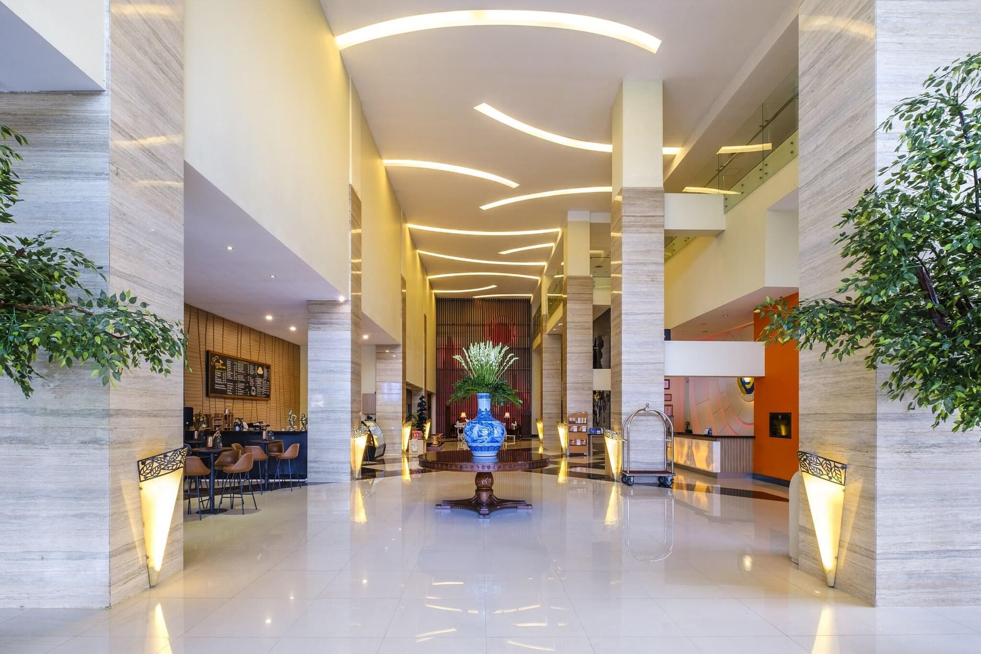 Grand Artos Hotel Magelang