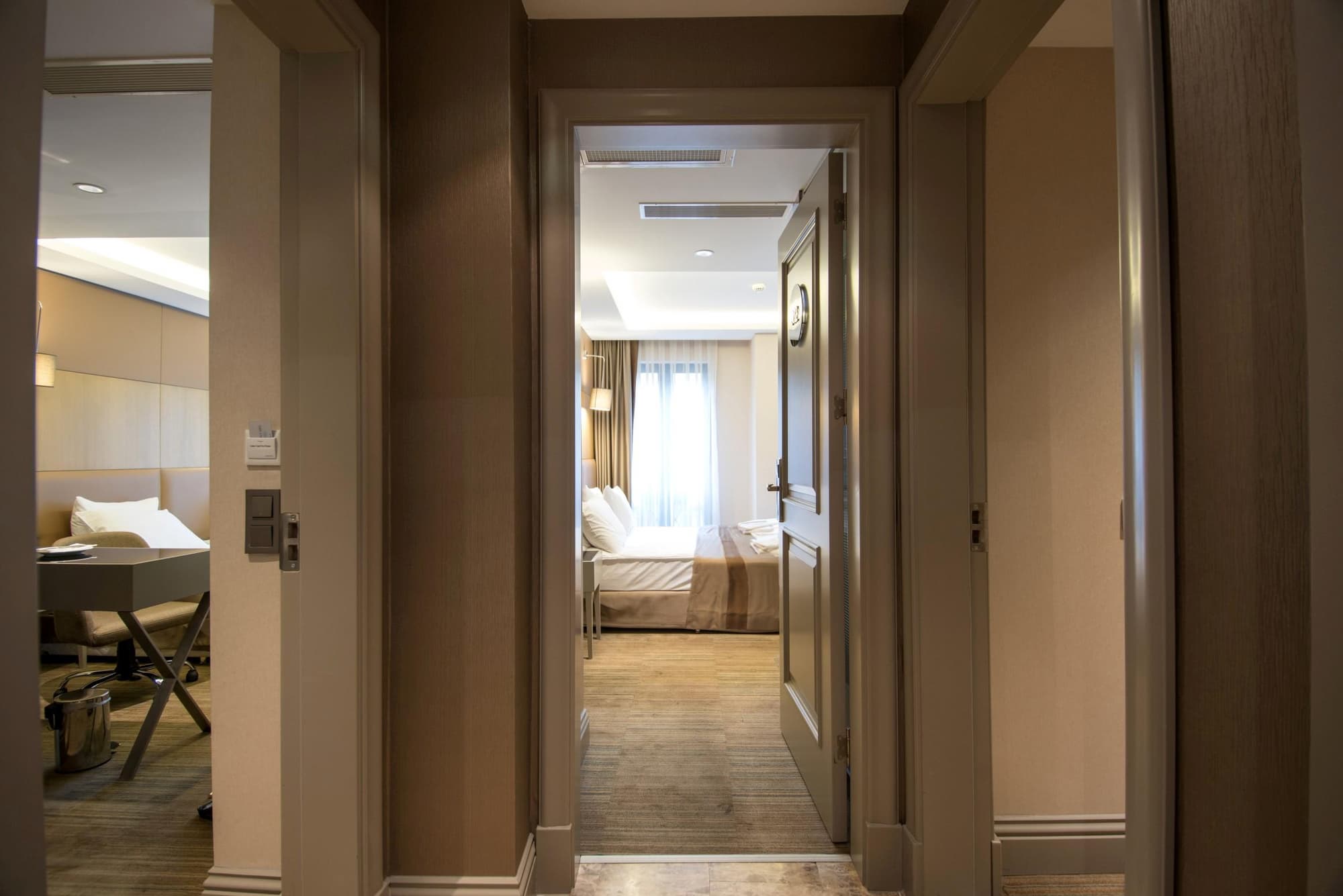 GK Regency Suites
