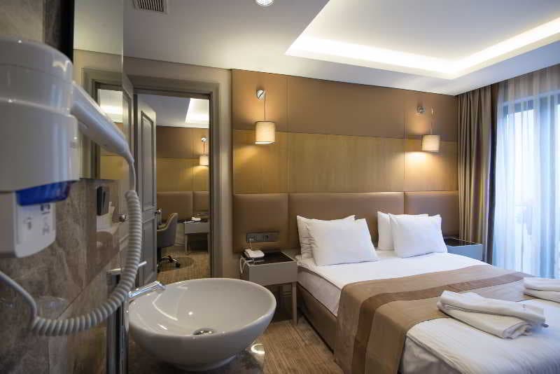 GK Regency Suites