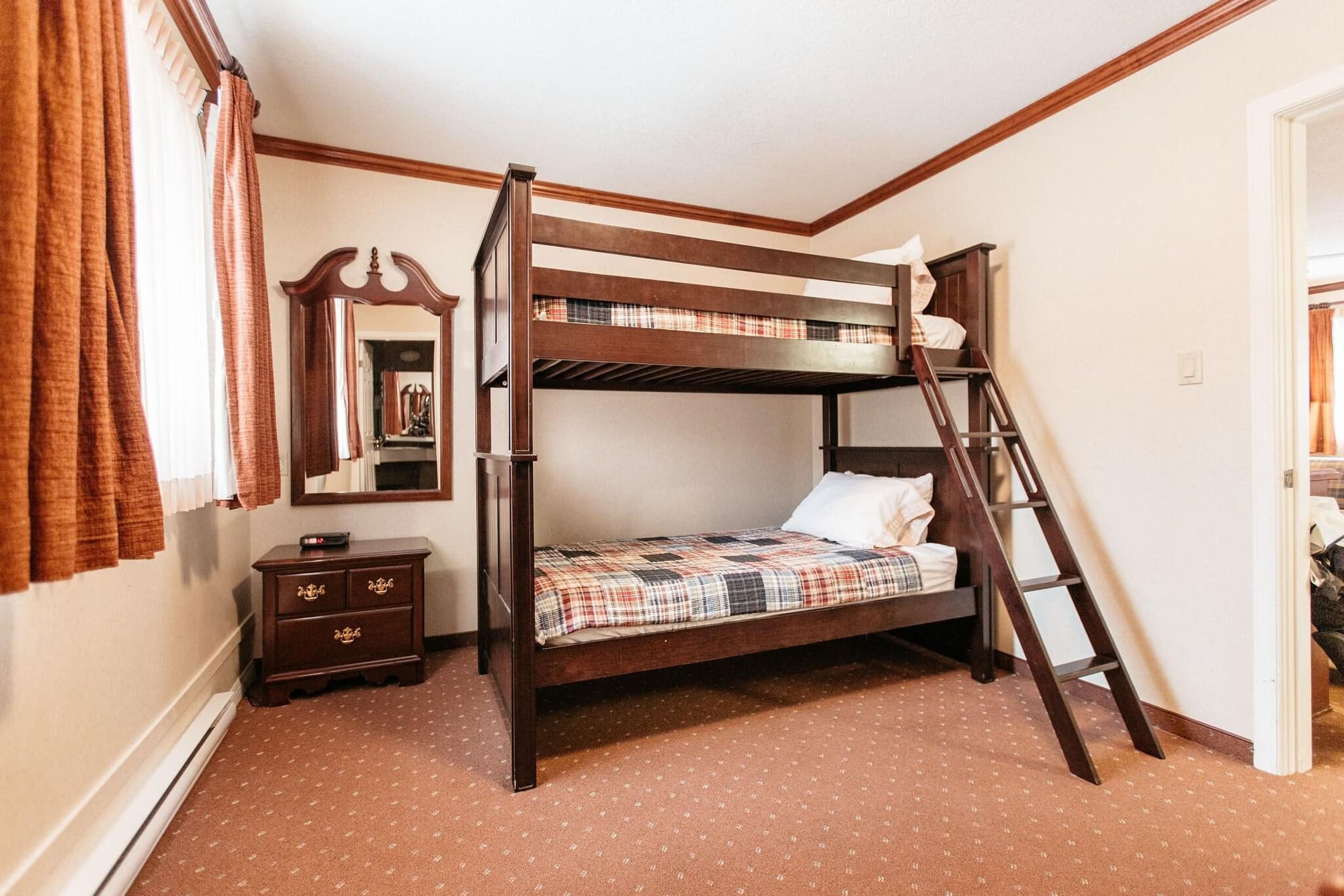 Mount Robson Inn