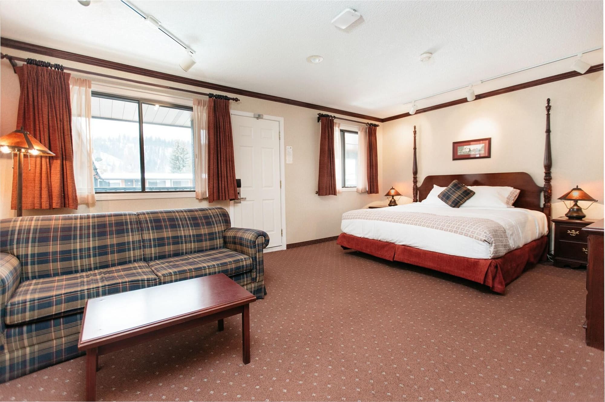 Mount Robson Inn