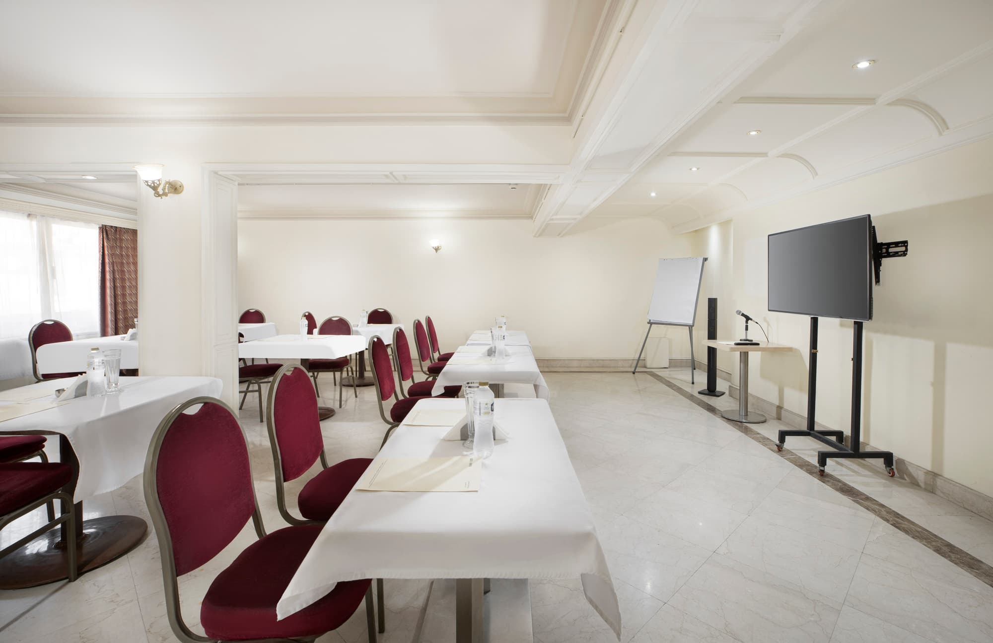 Kanzy Hotel