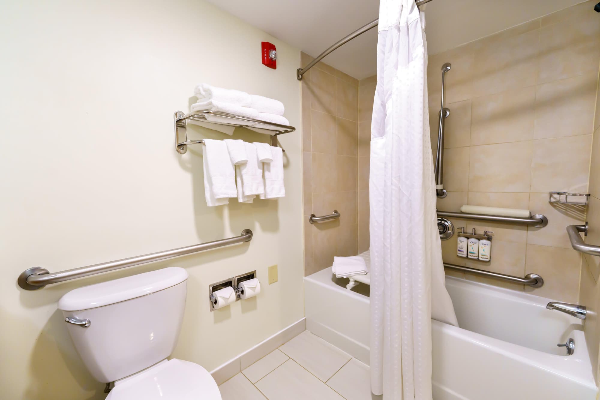Iris Hotel-Cape Cod- Falmouth