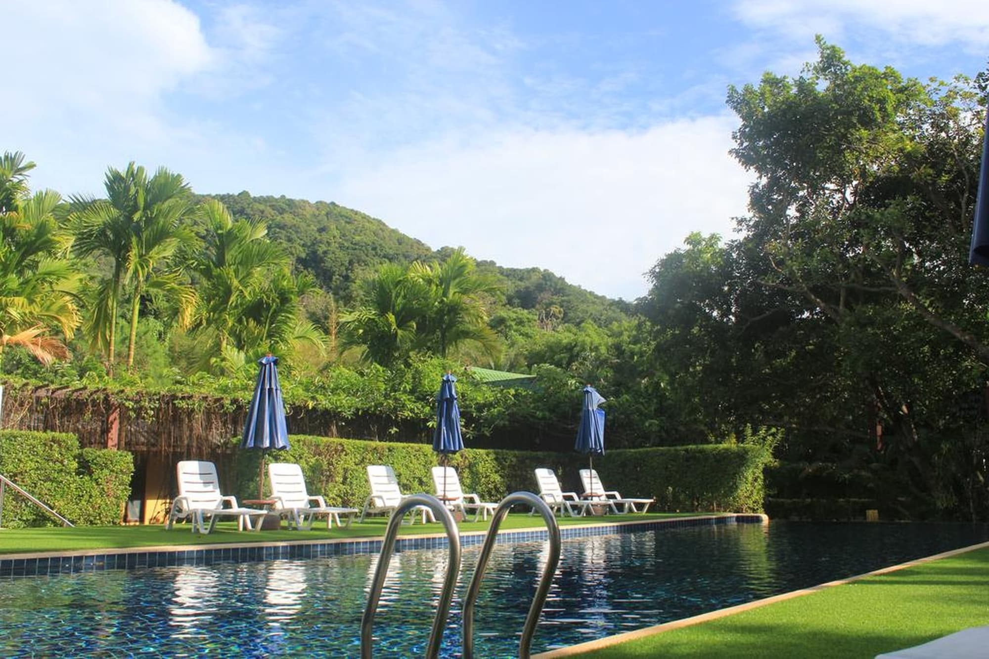 Baan Panwa Resort & Spa, Pool