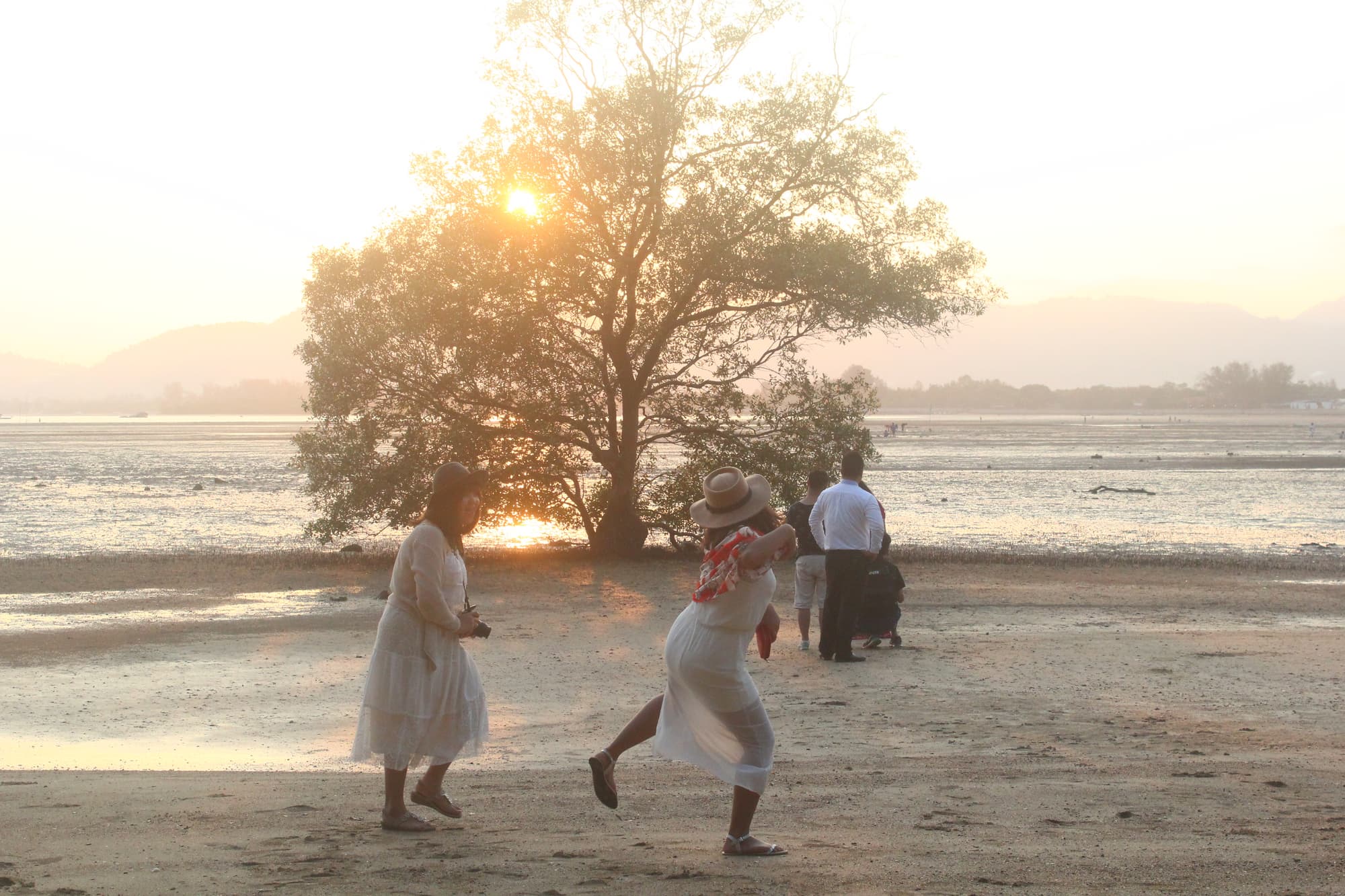 Baan Panwa Resort & Spa, Beach