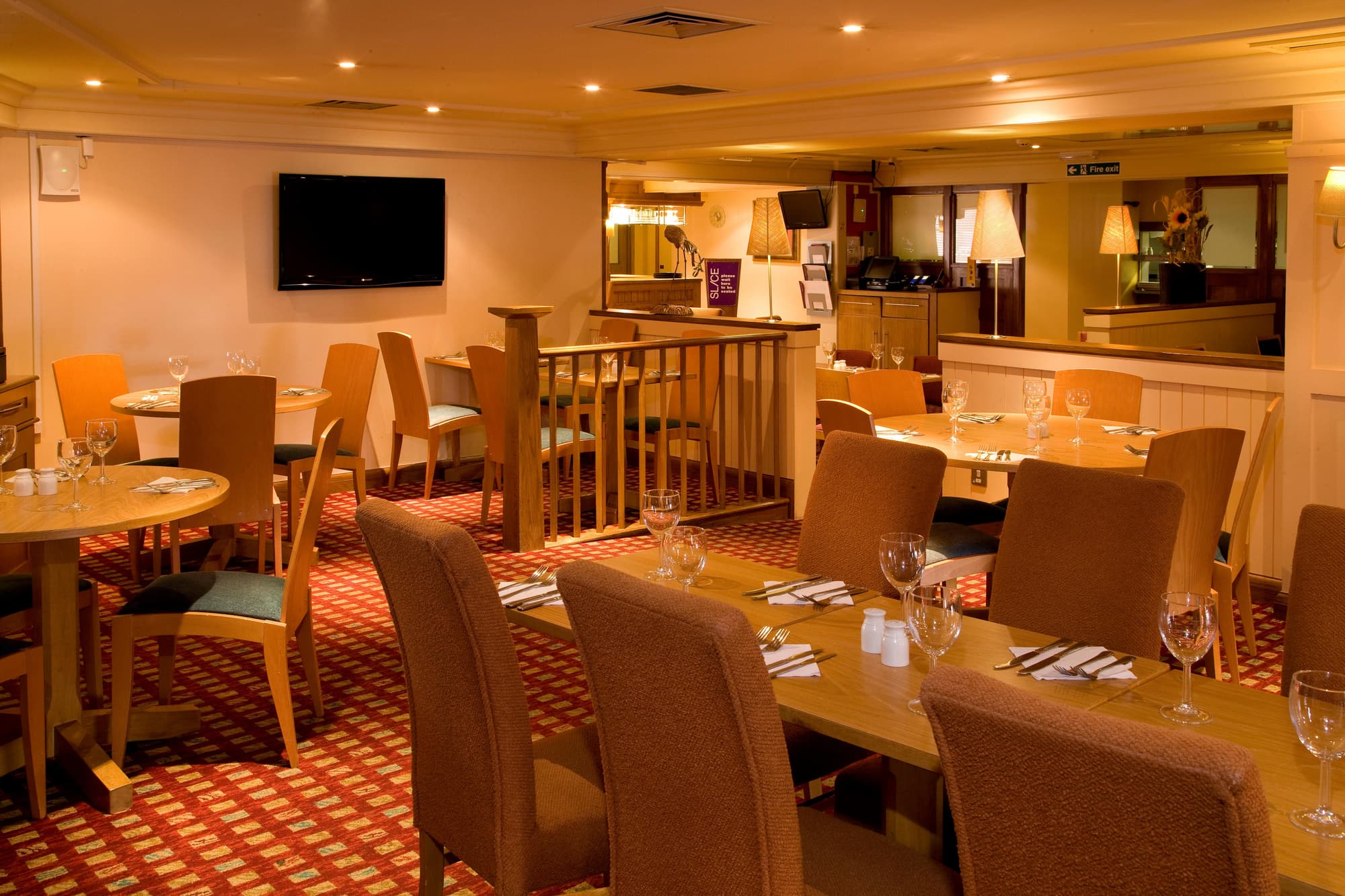 Premier Inn London Putney Bridge