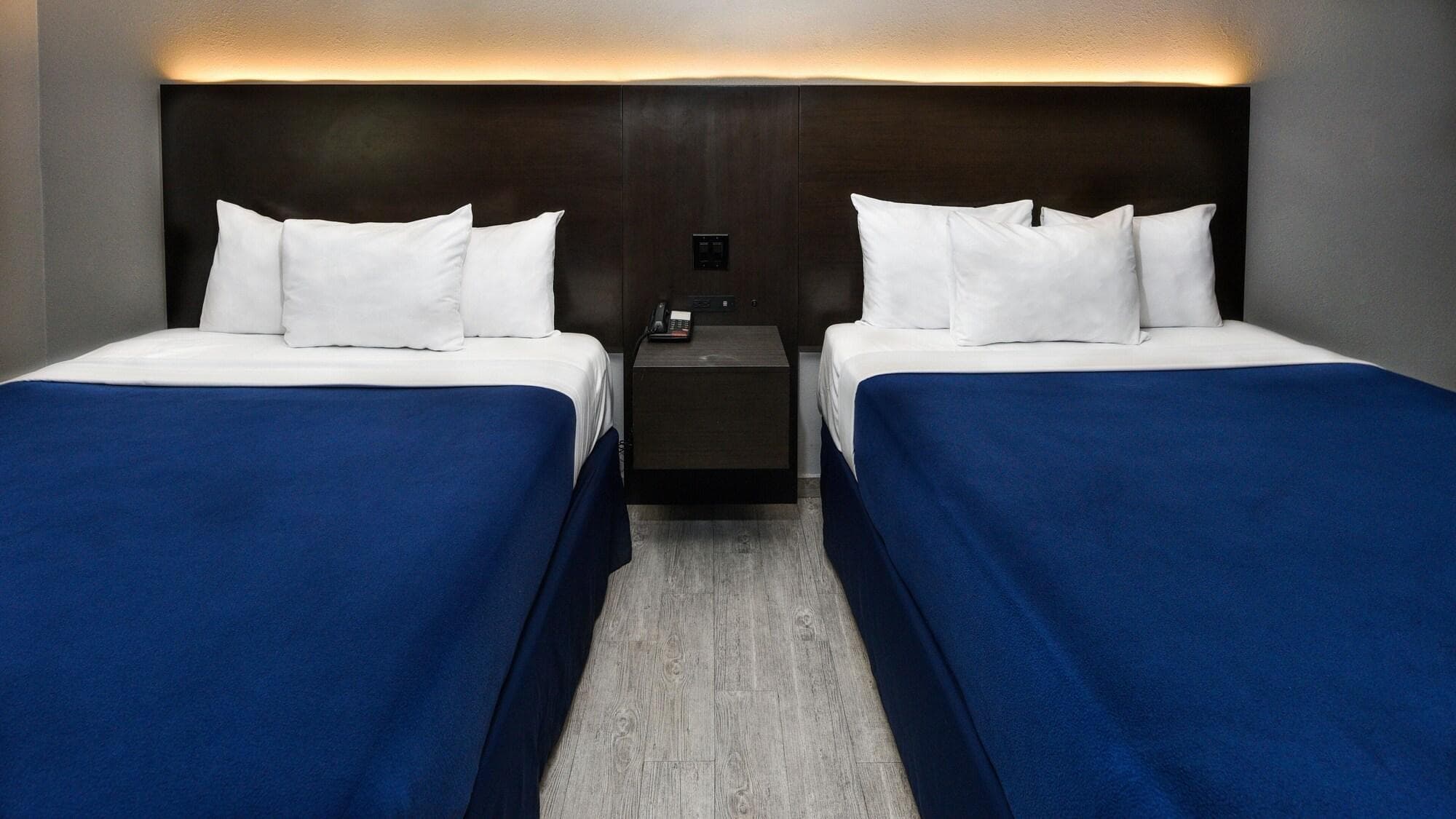 Hollywood Inn Express LAX
