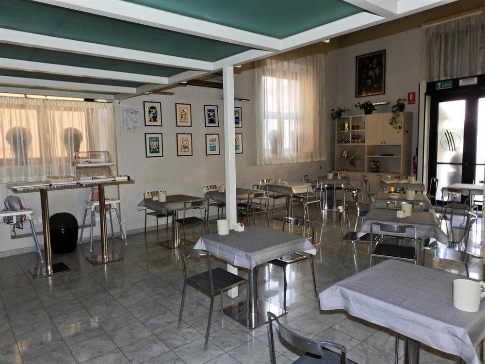 La Torre, Restaurant