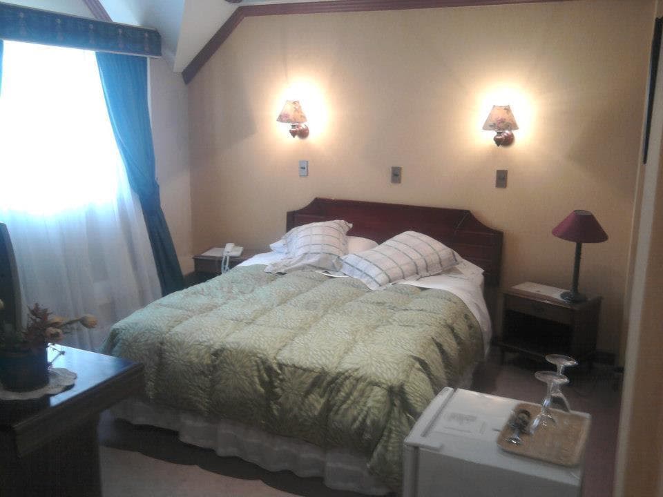 Isla Rey Jorge, Room