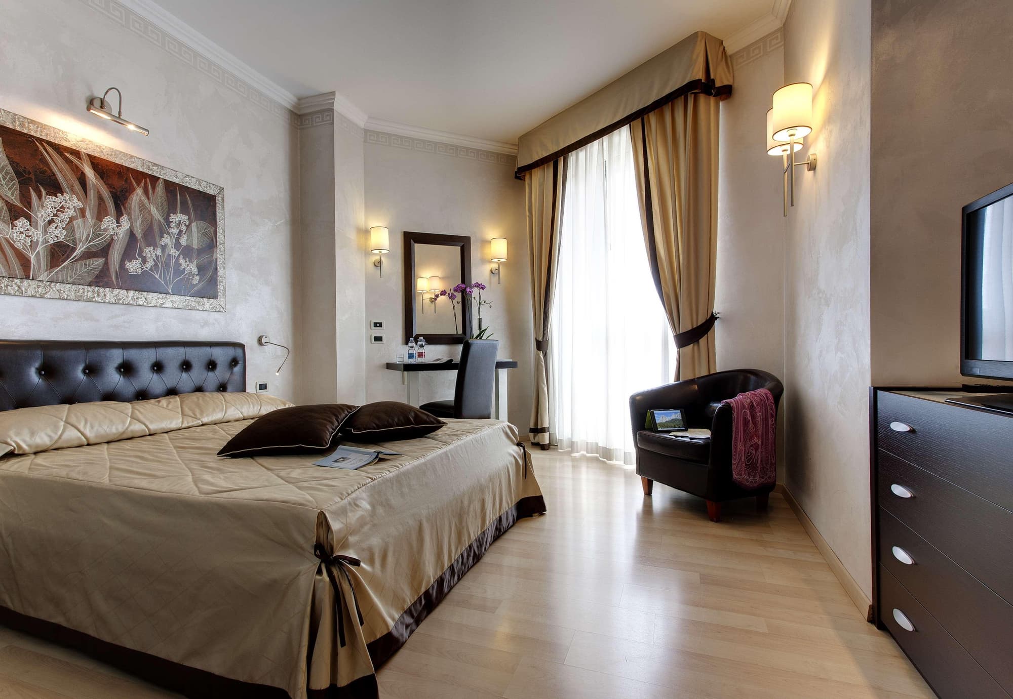 Hotel Panoramic Plaza