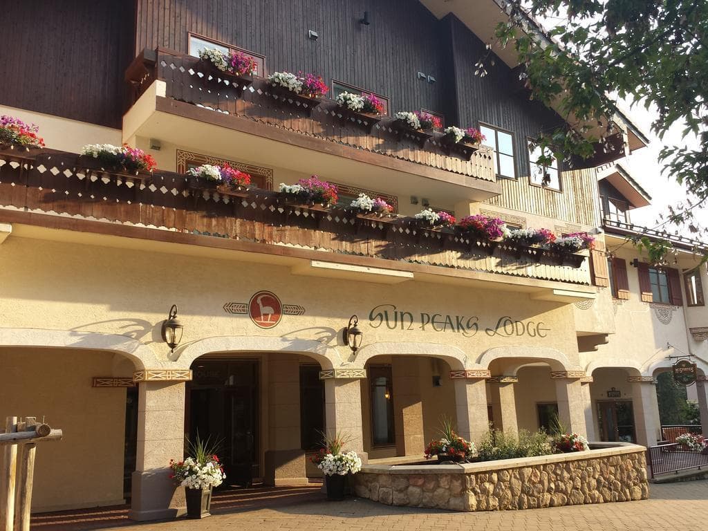 Sun Peaks Lodge