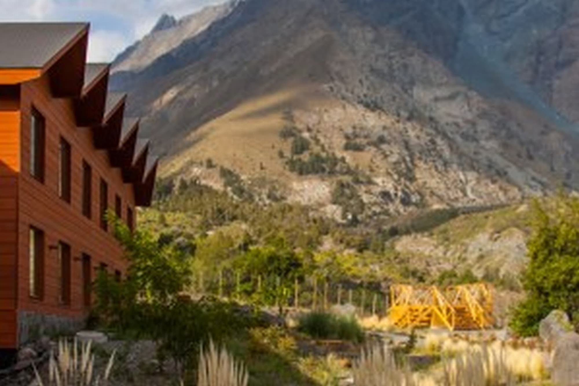 Noi Puma Lodge