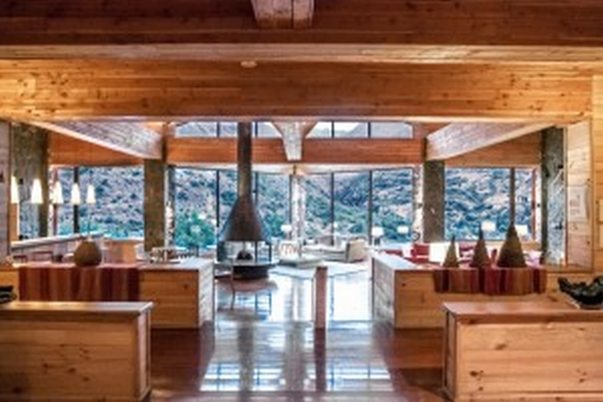 Noi Puma Lodge