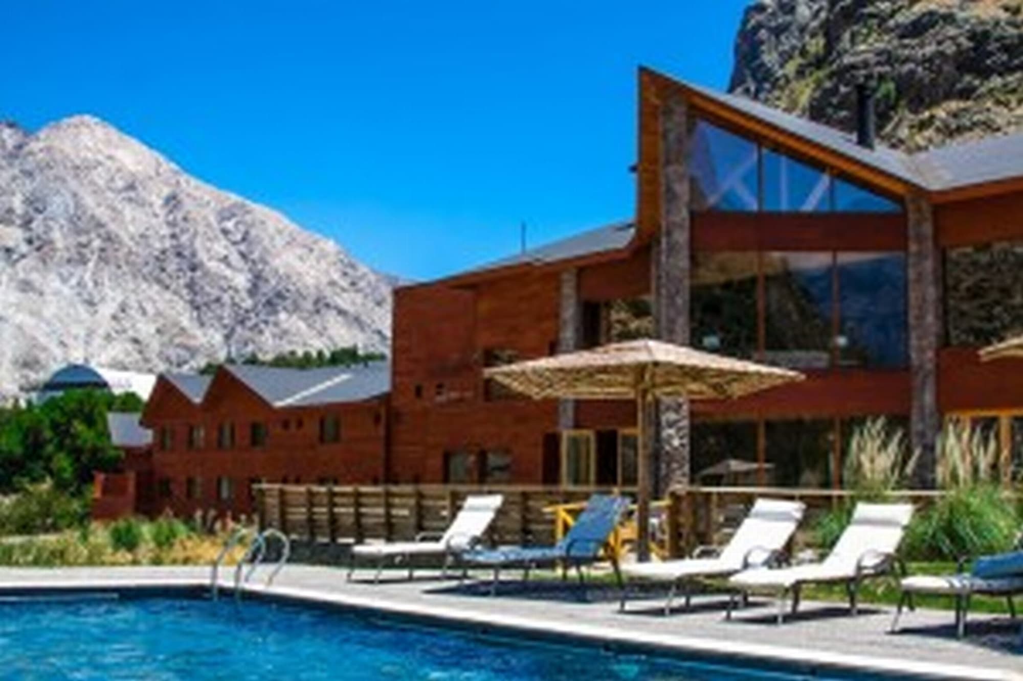 Noi Puma Lodge