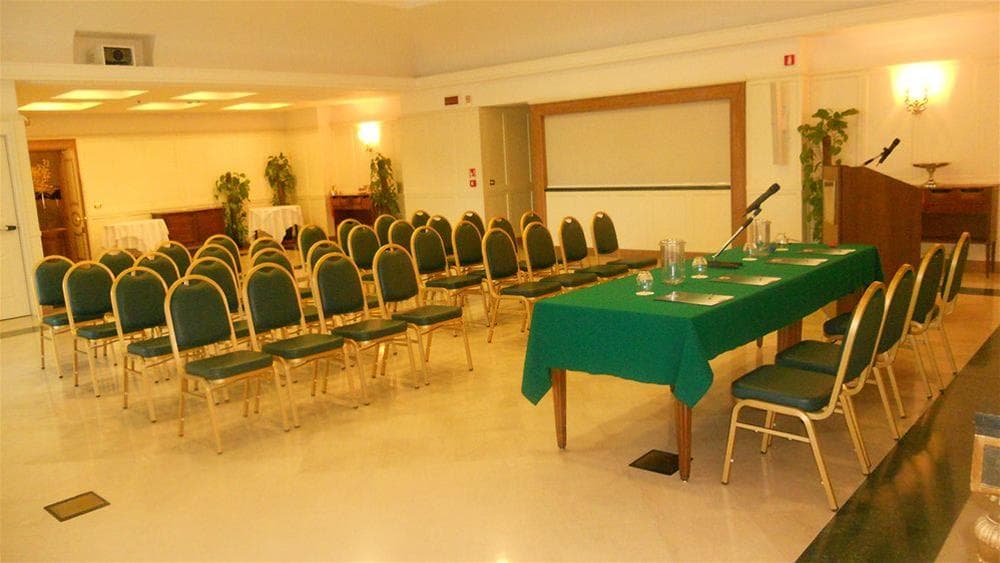 Ambassador Palace Hotel, General view