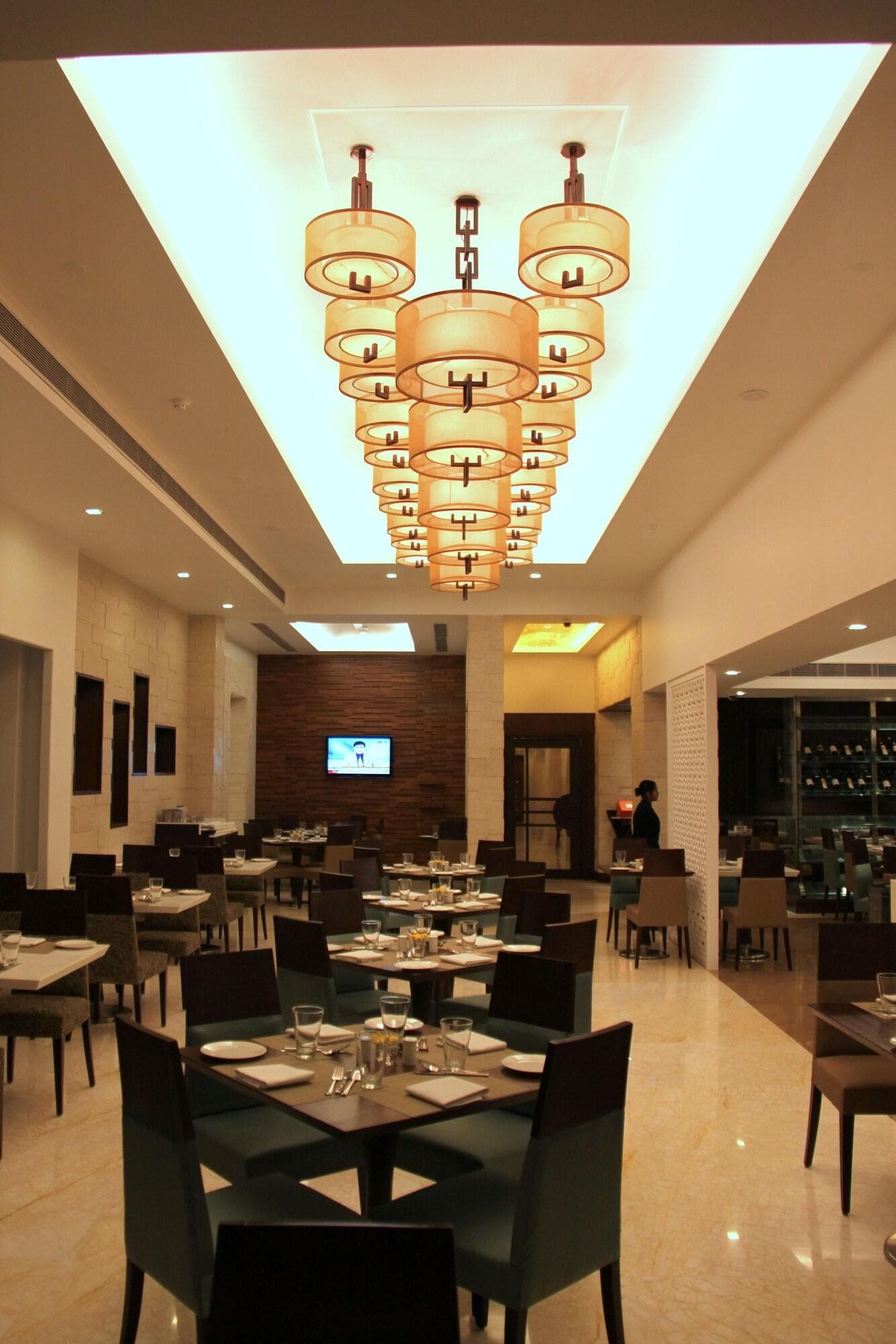 Radisson Hotel Varanasi, Restaurant