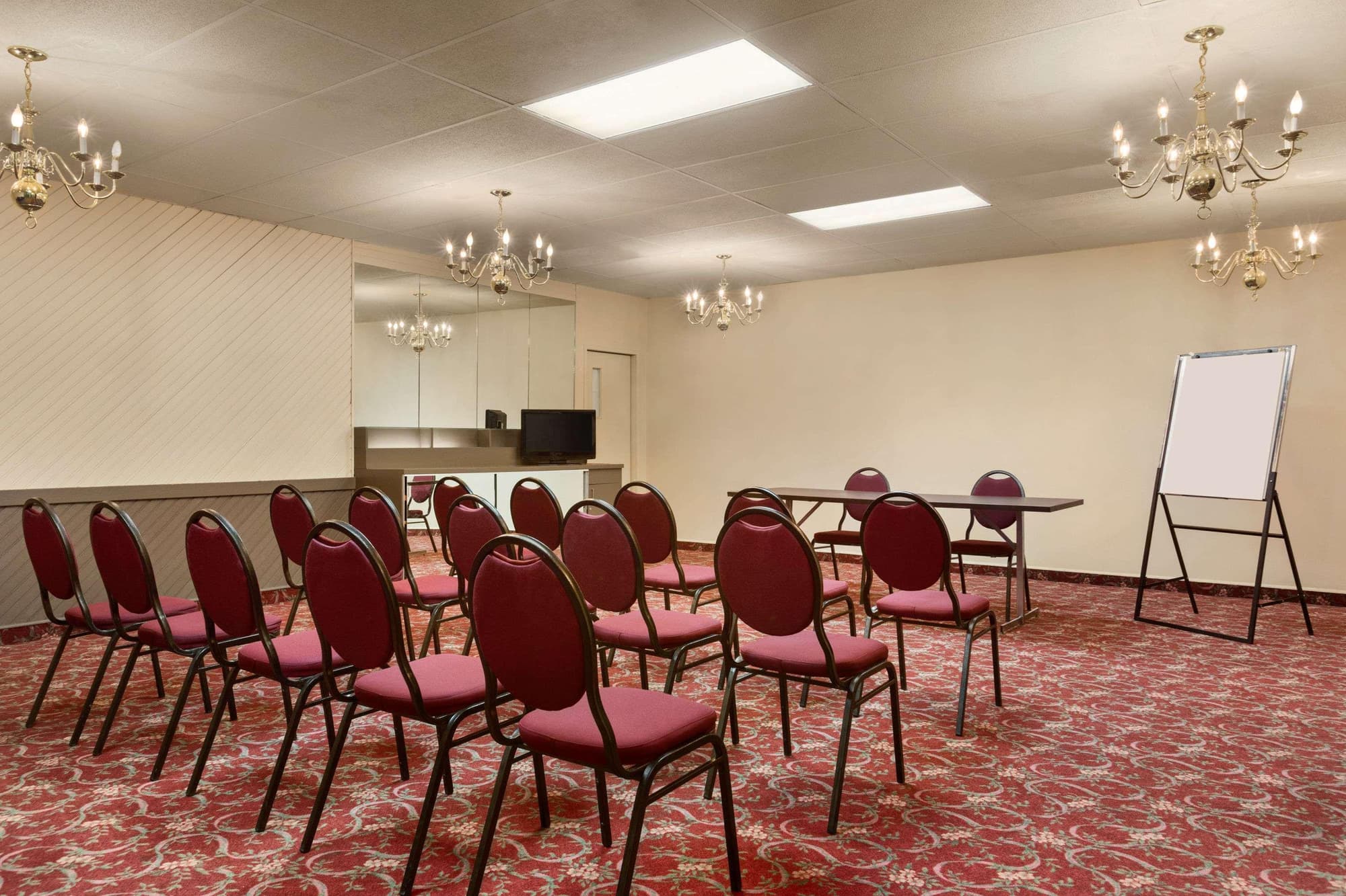 Travelodge By Wyndham Baie-Comeau