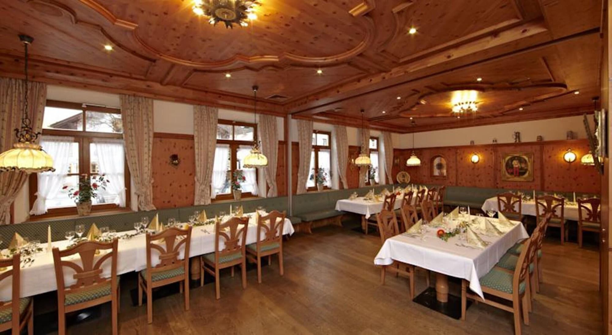 Hotel Schatten, Restaurant