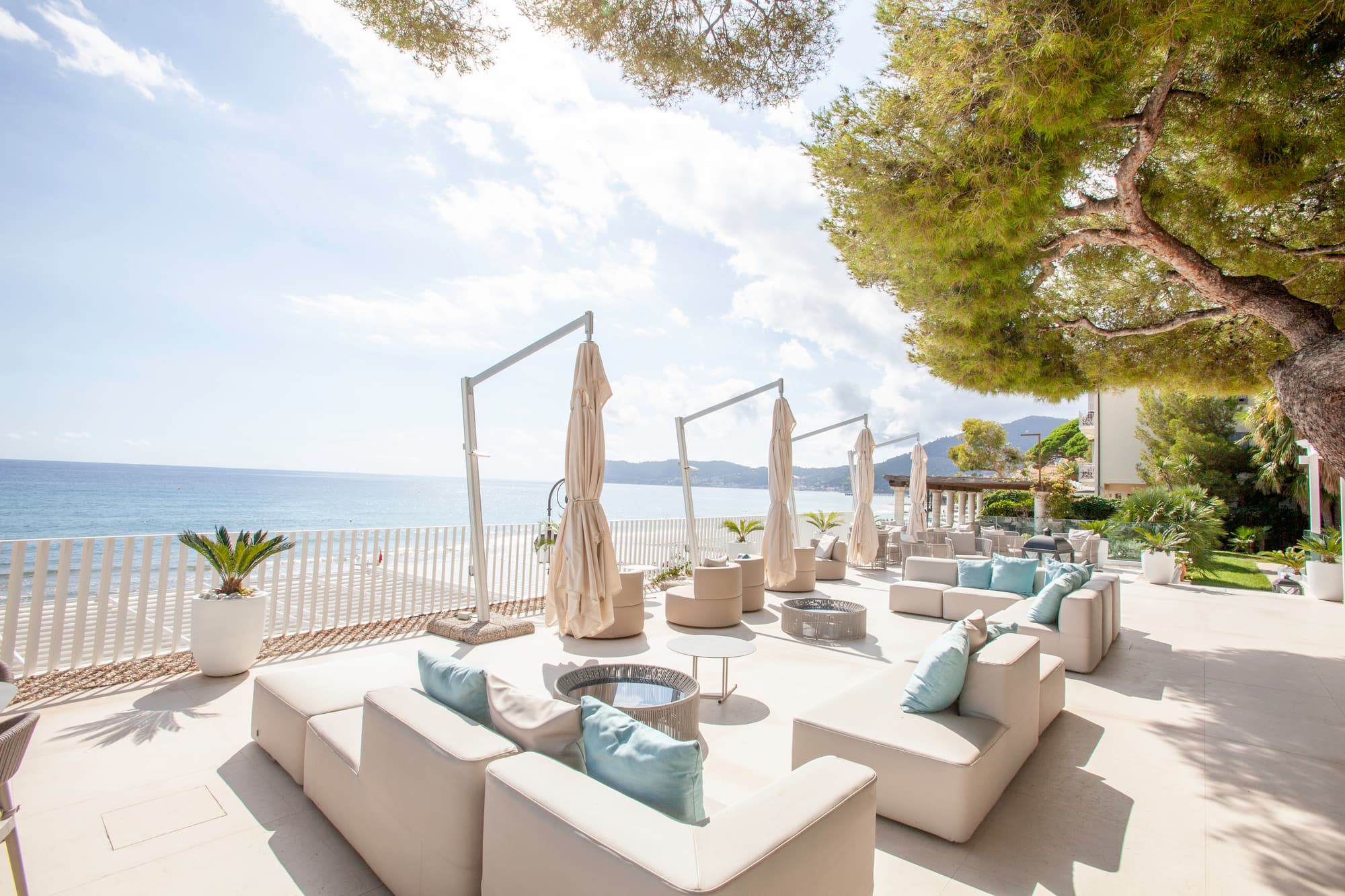 Diana Grand Hotel, Terrace