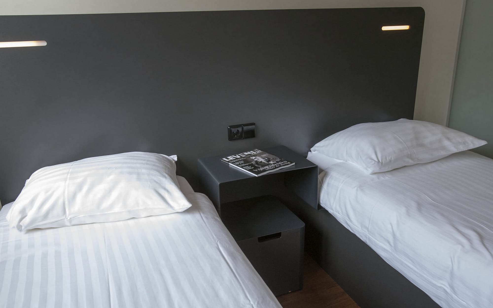 easyHotel The Hague City Centre