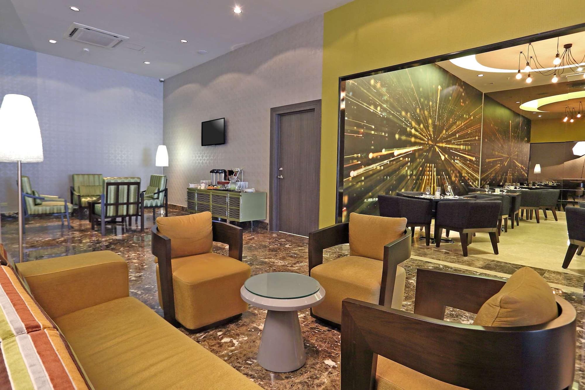 Hampton By Hilton Panama