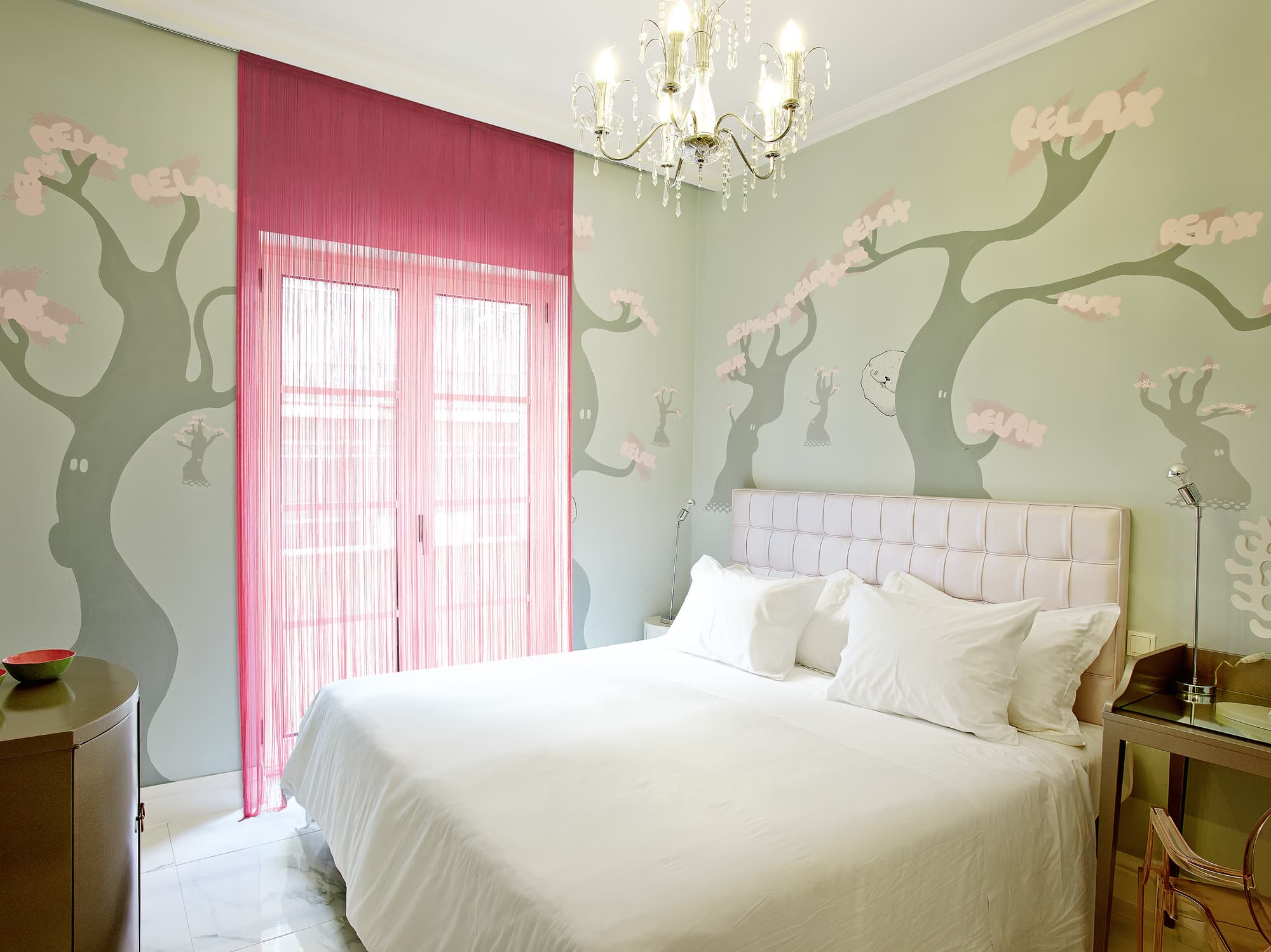 ATHENA, A Hotel to Live