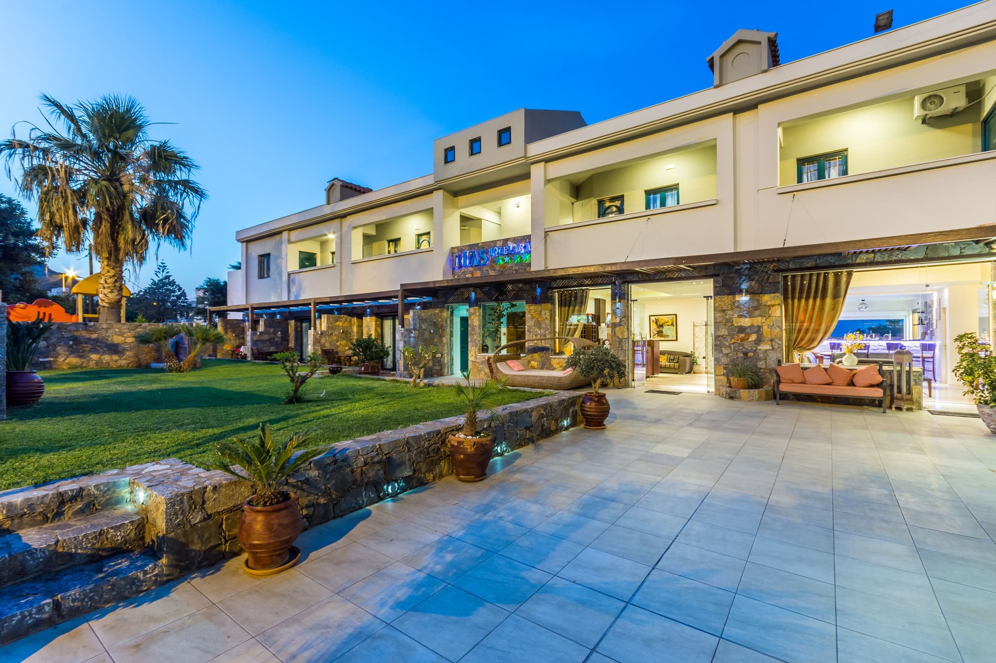 Dias Hotel & Apts