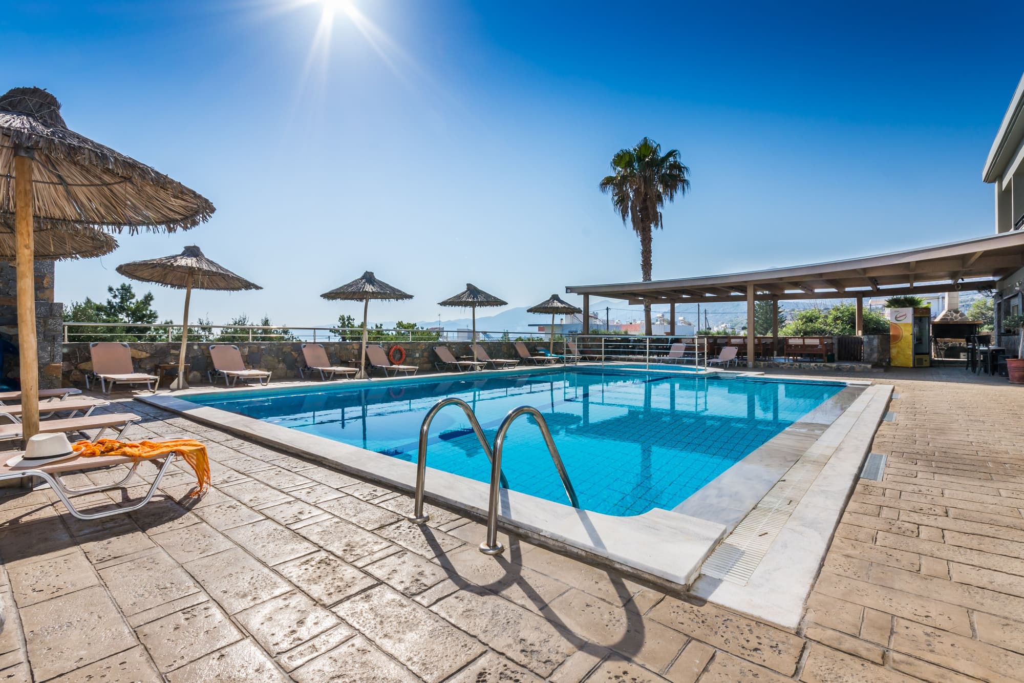 Dias Hotel & Apts