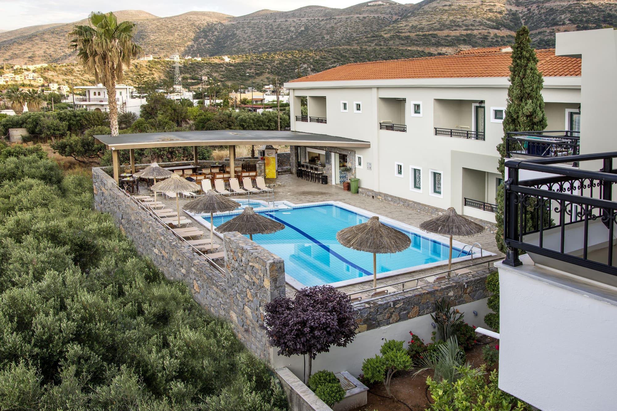 Dias Hotel & Apts