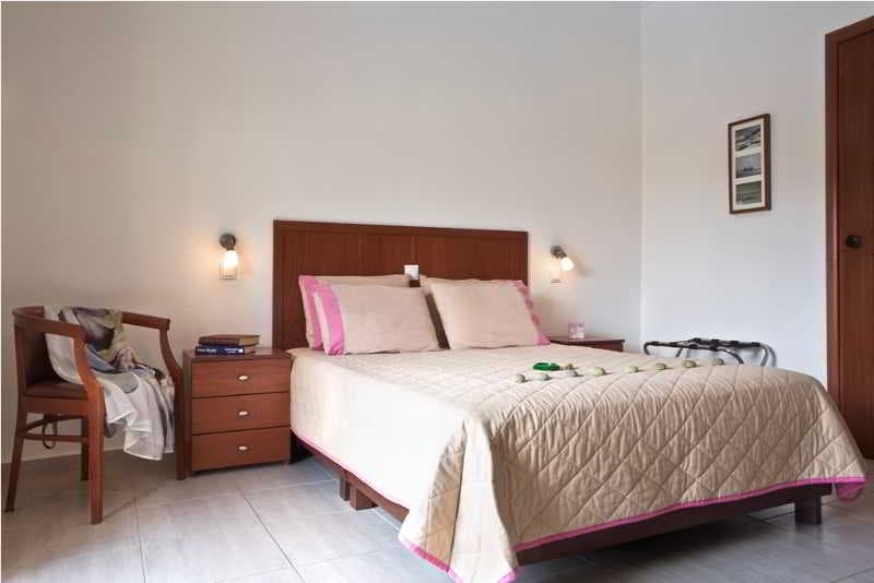 Stratos Hotel