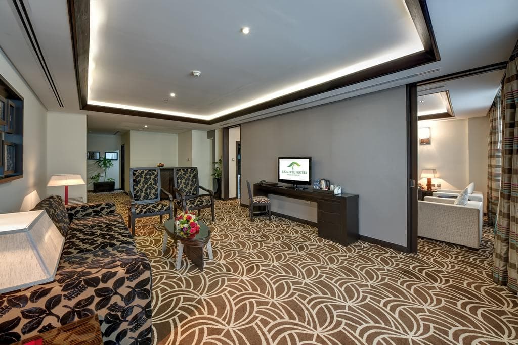Raintree Rolla Hotel