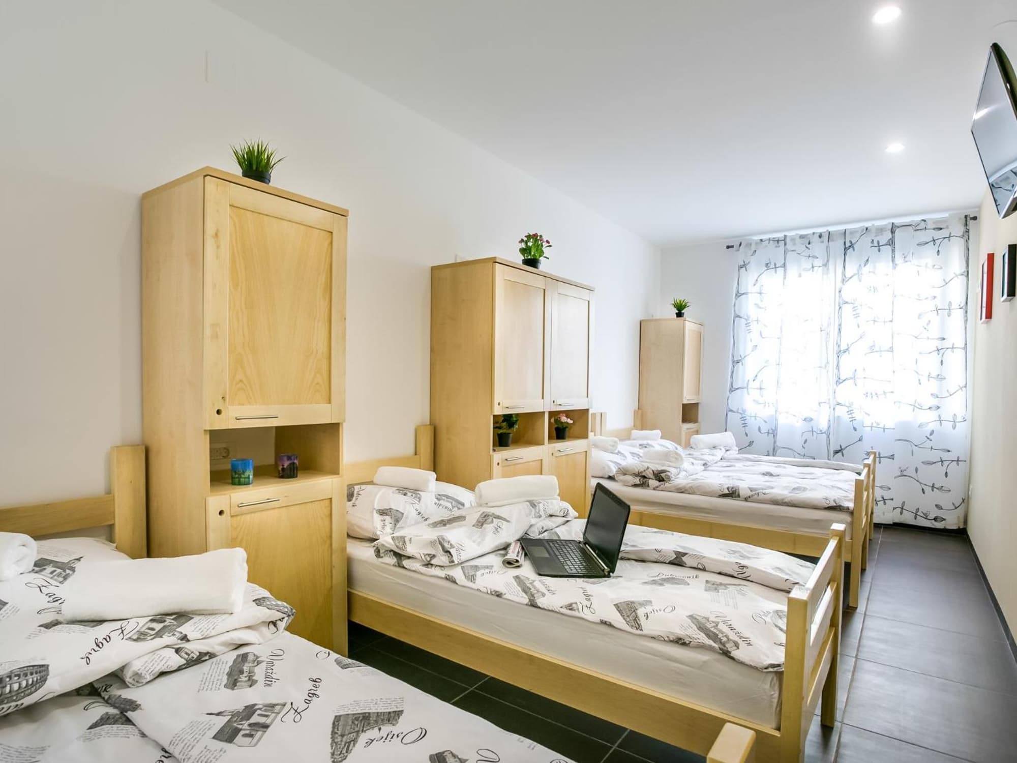 Hostel Moving