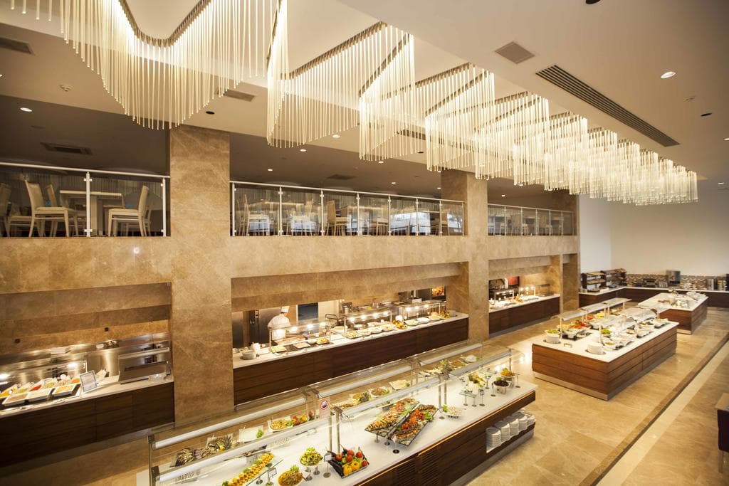 Orka Lotus Beach Hotel, Restaurant