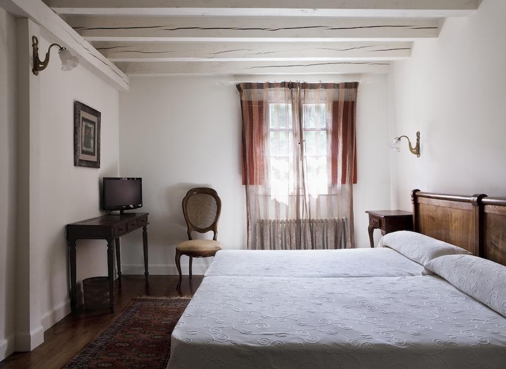 Hotel Iraragorri