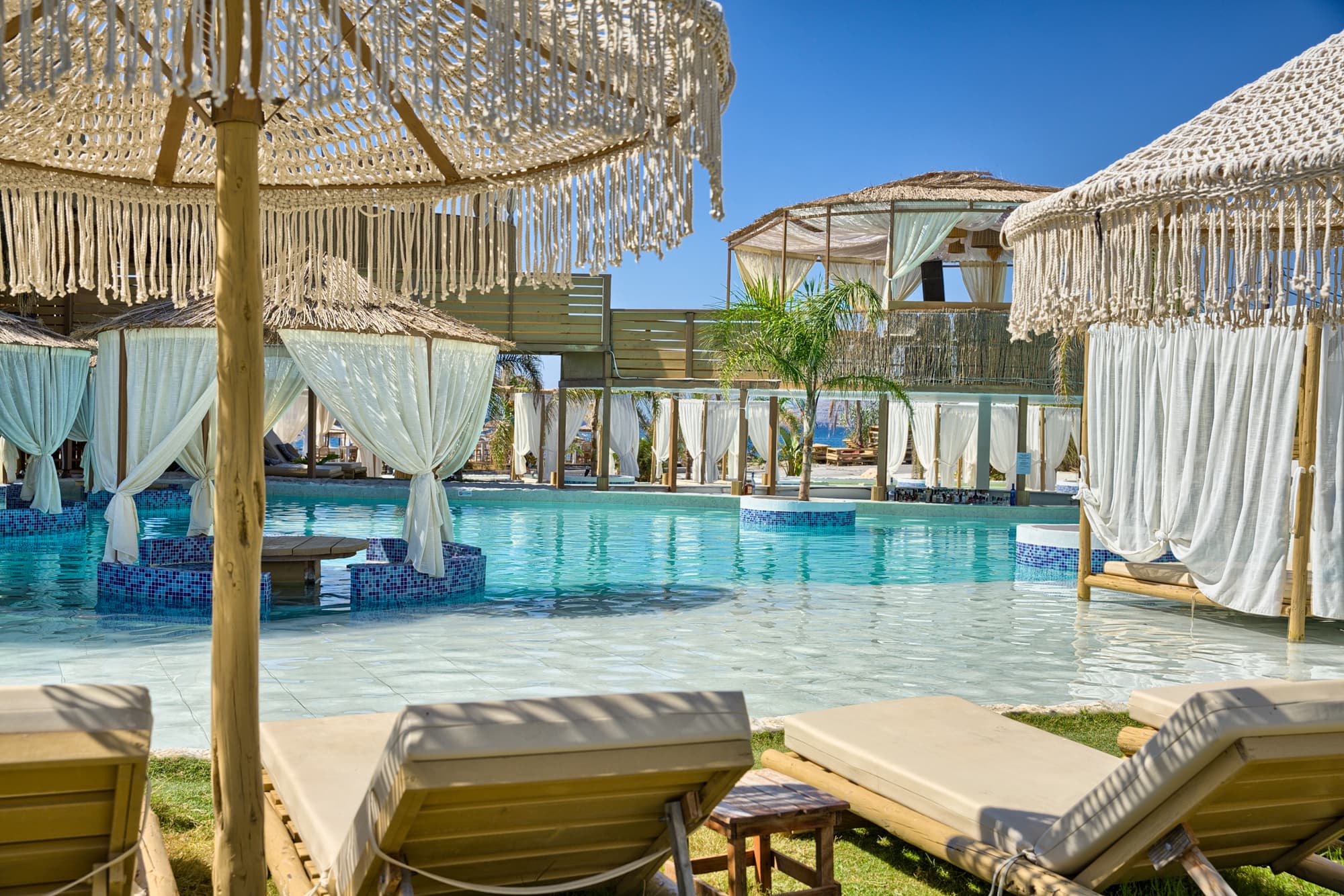 Alia suites & Alia beachfront suites and spa