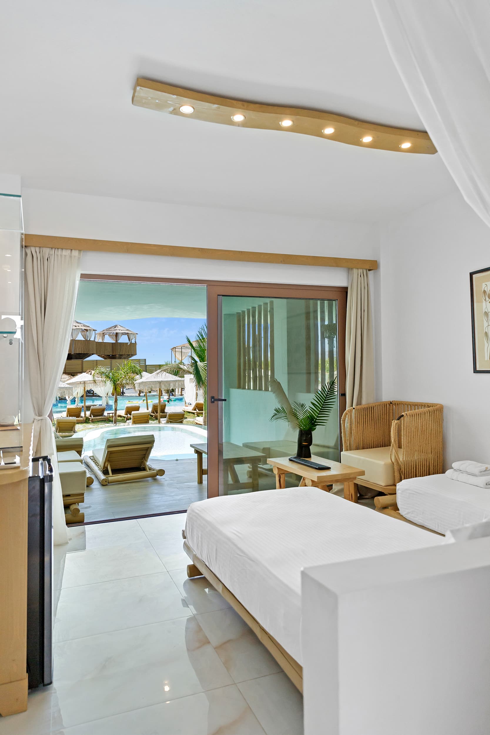 Alia suites & Alia beachfront suites and spa