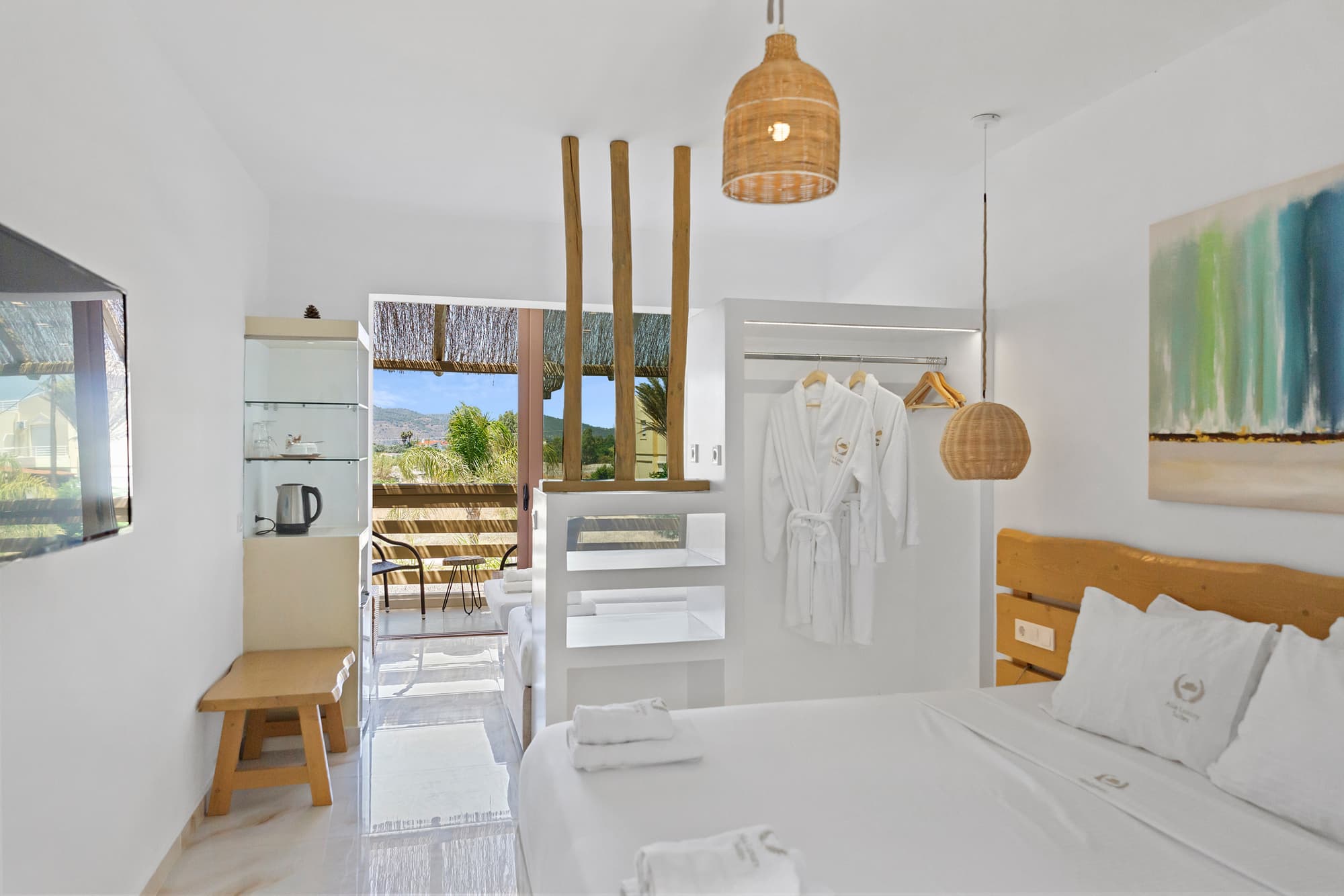 Alia suites & Alia beachfront suites and spa