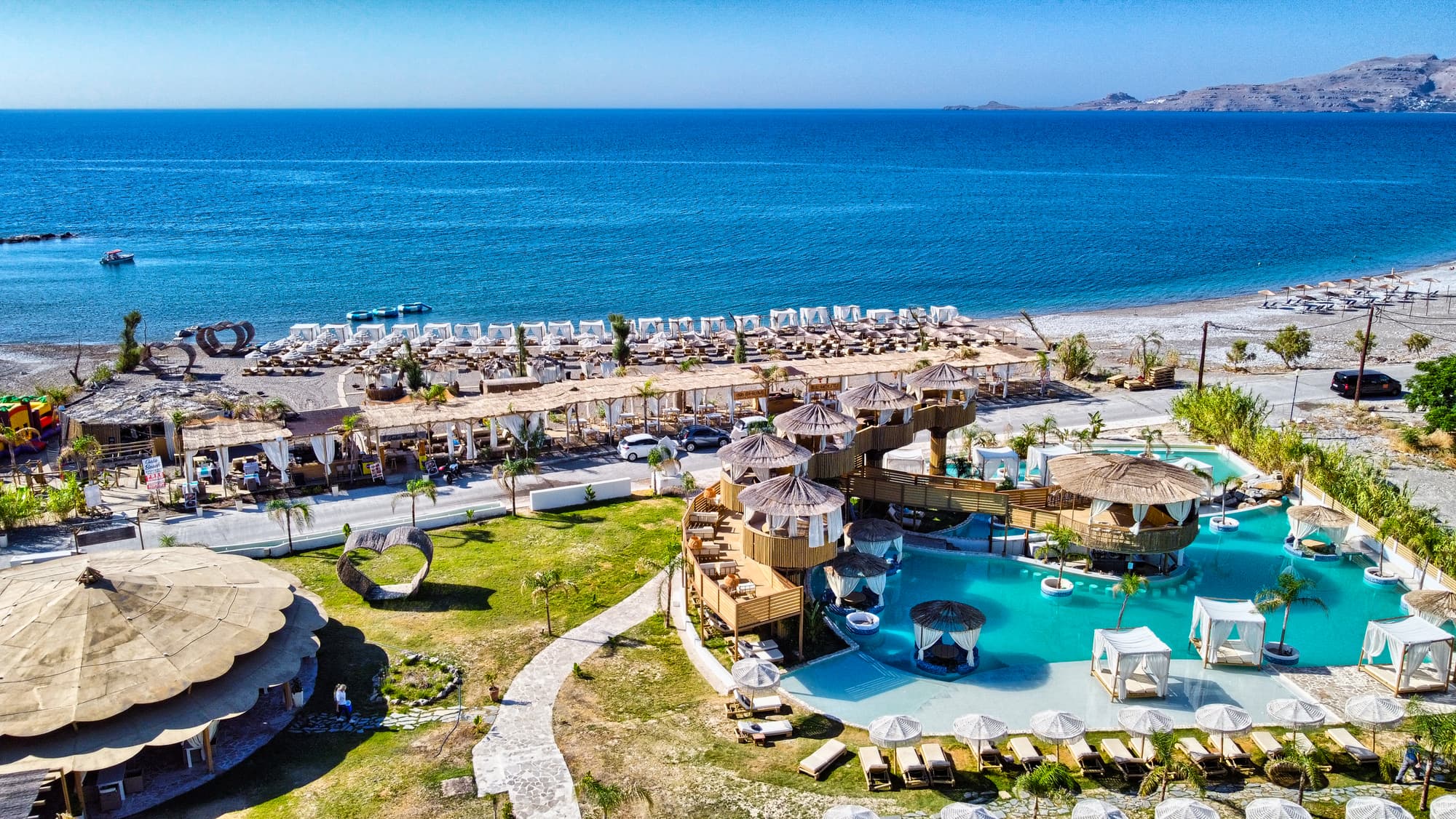 Alia suites & Alia beachfront suites and spa