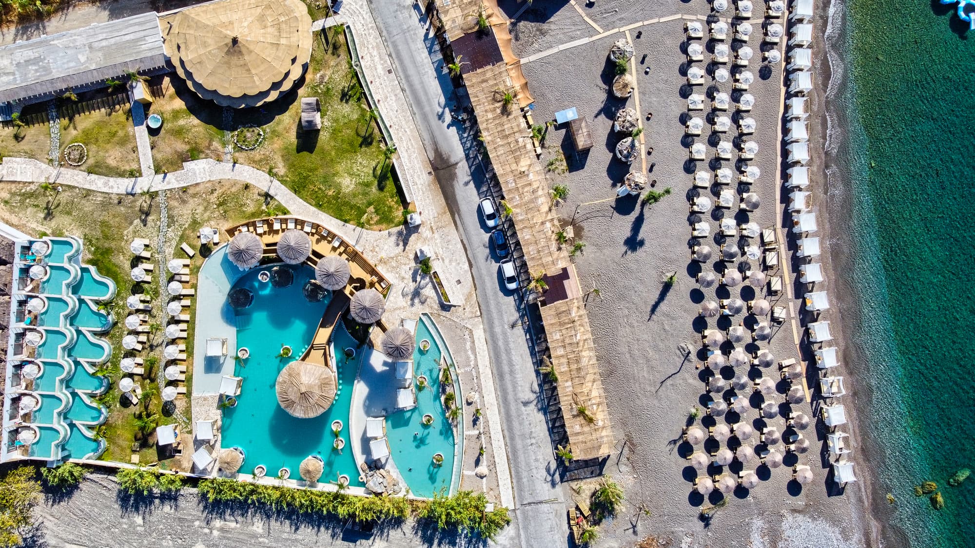 Alia suites & Alia beachfront suites and spa