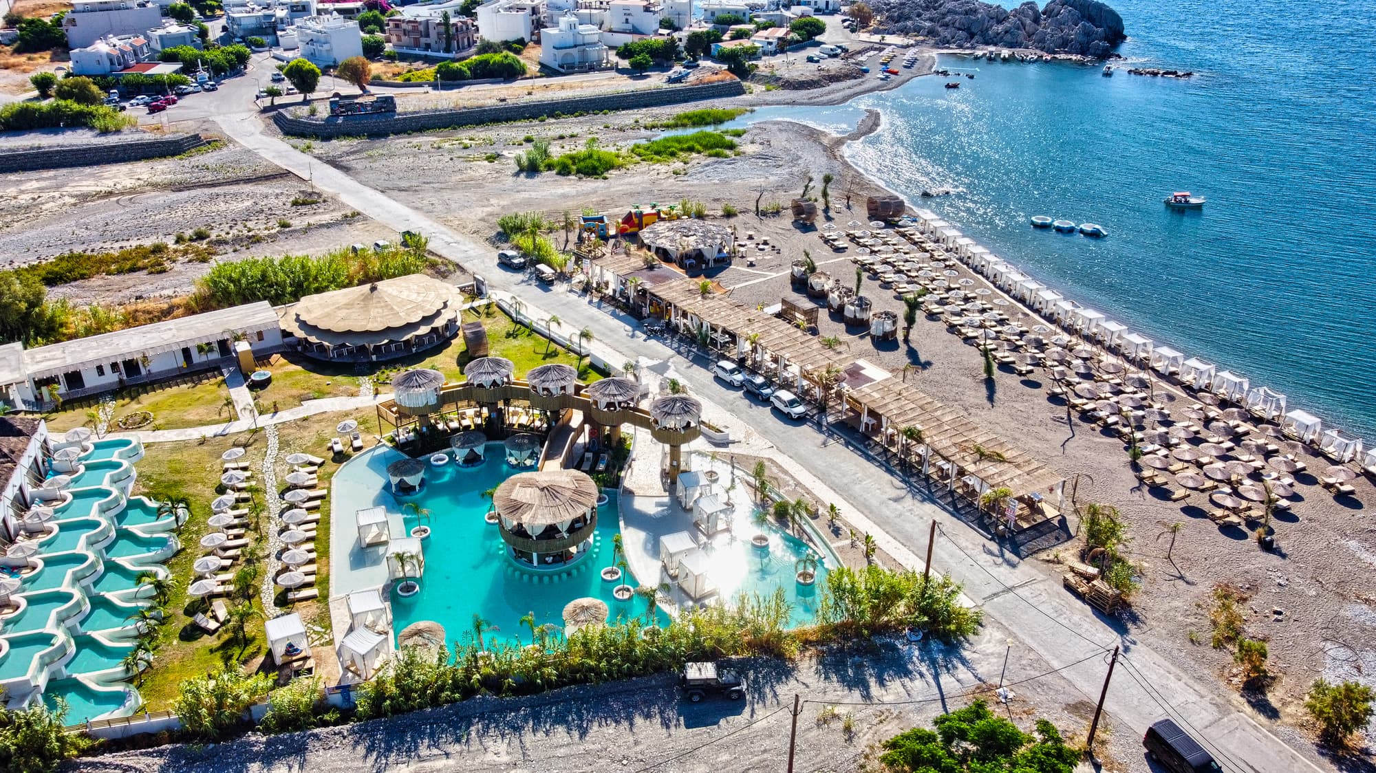Alia suites & Alia beachfront suites and spa