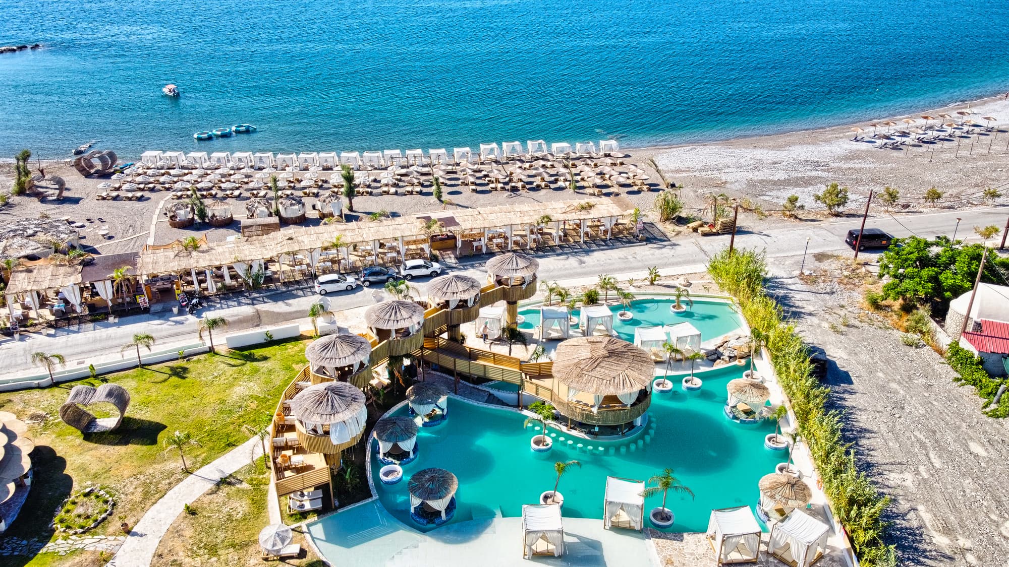 Alia suites & Alia beachfront suites and spa