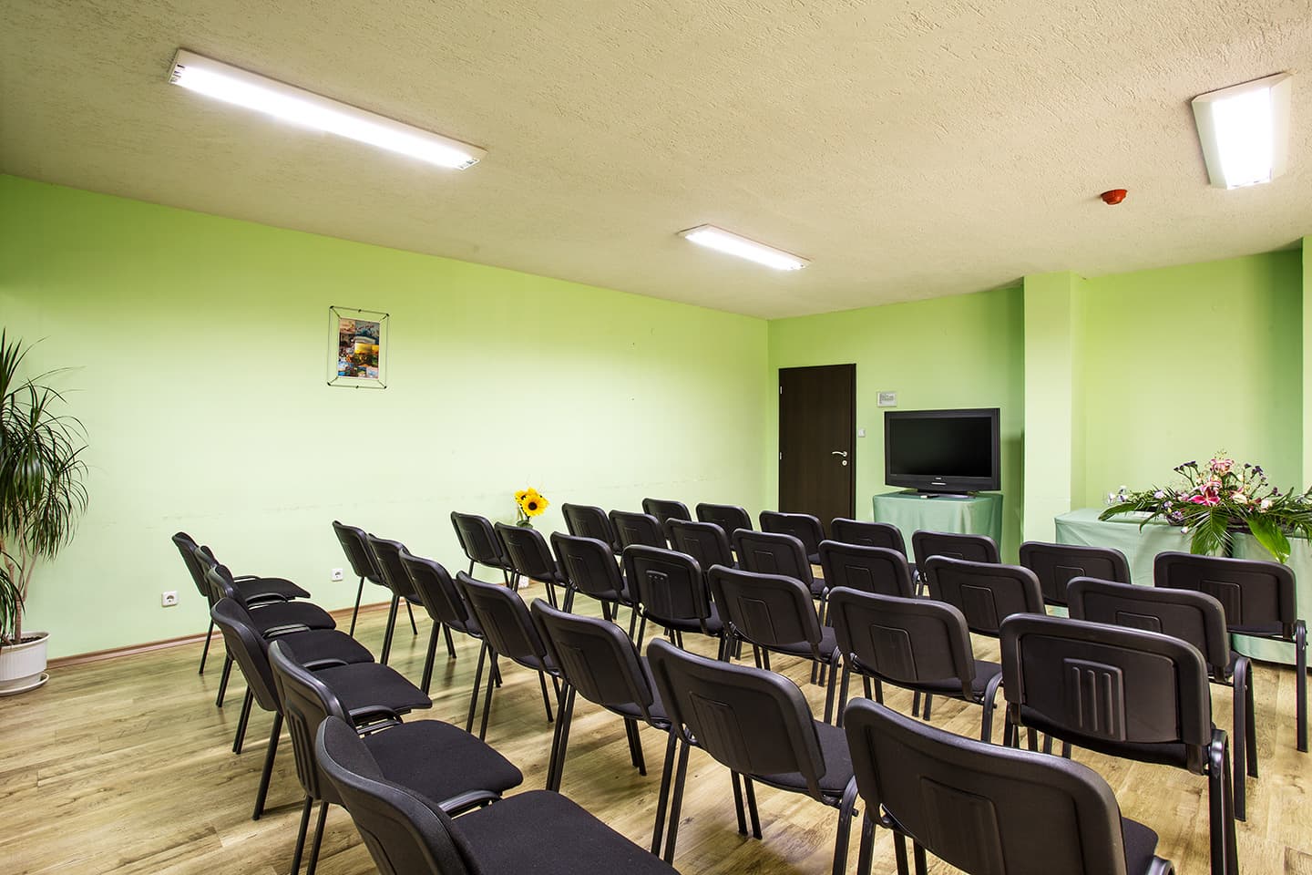 Simona Art Hotel, Conferences