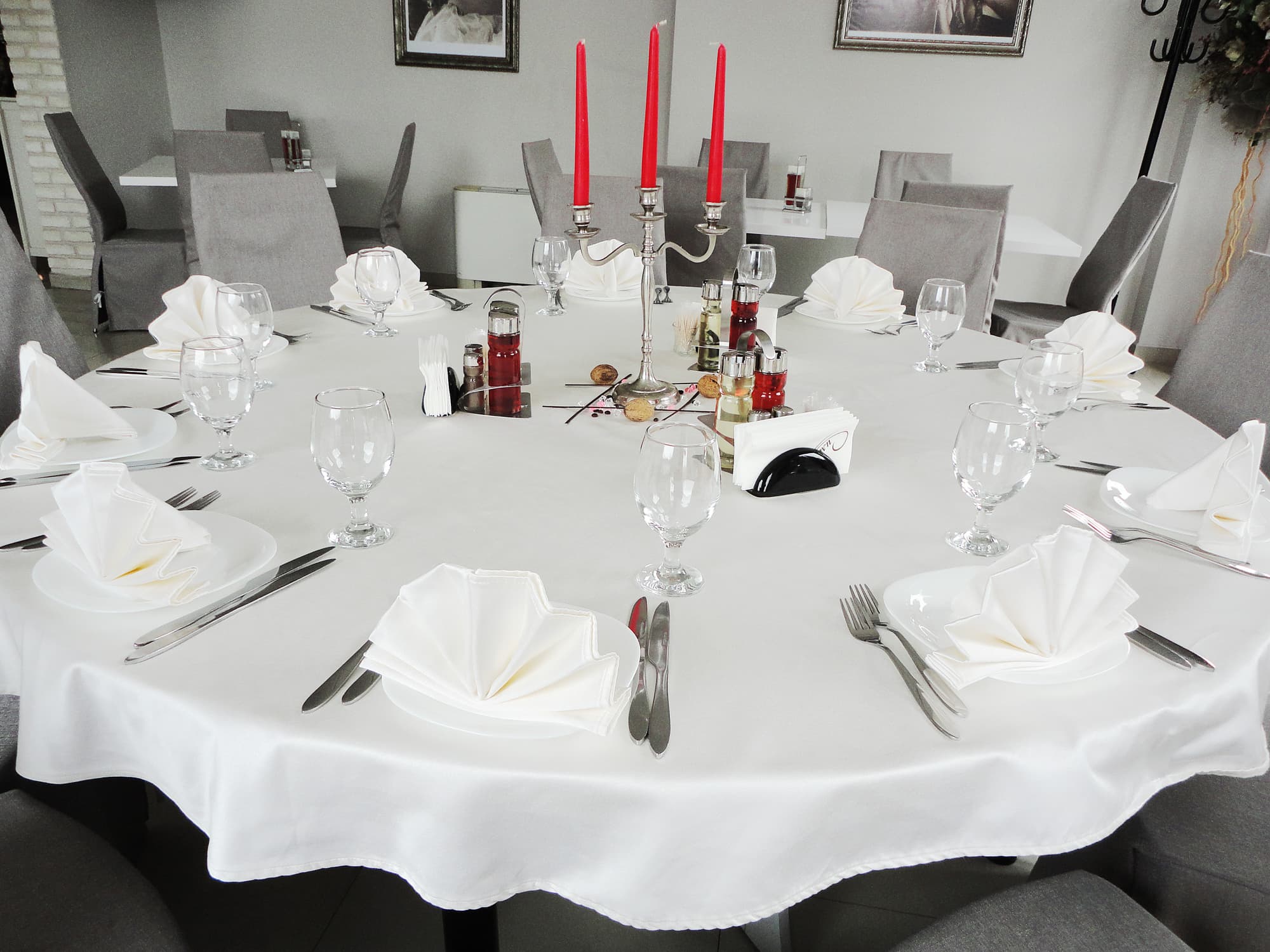 Simona Art Hotel, Restaurant