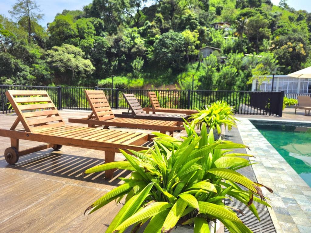 Oak Ray Regency Hotel