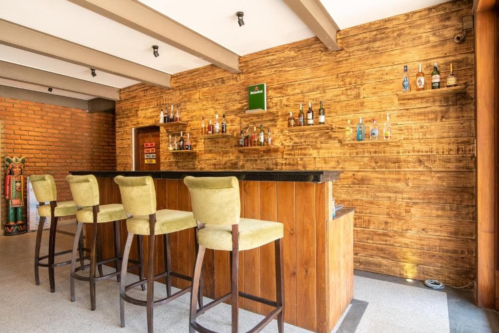 Oak Ray Regency Hotel