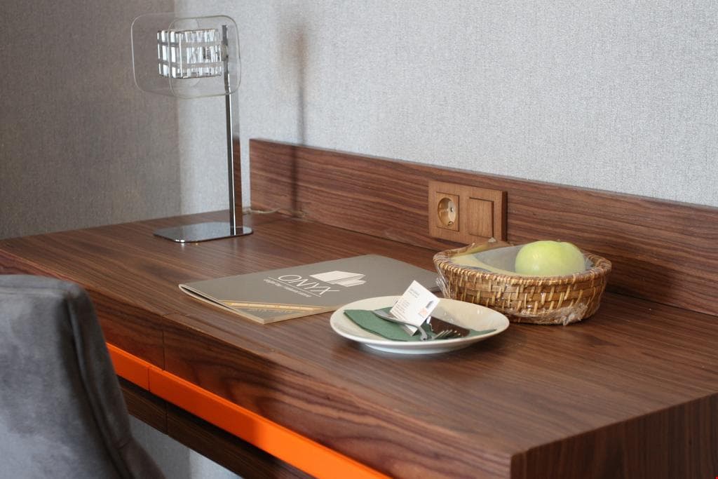 Onyx Business Hotel