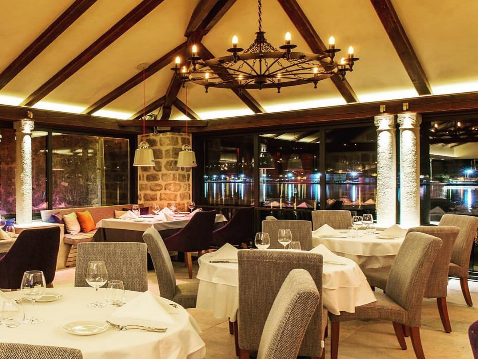 Apartments Orka, Restaurant