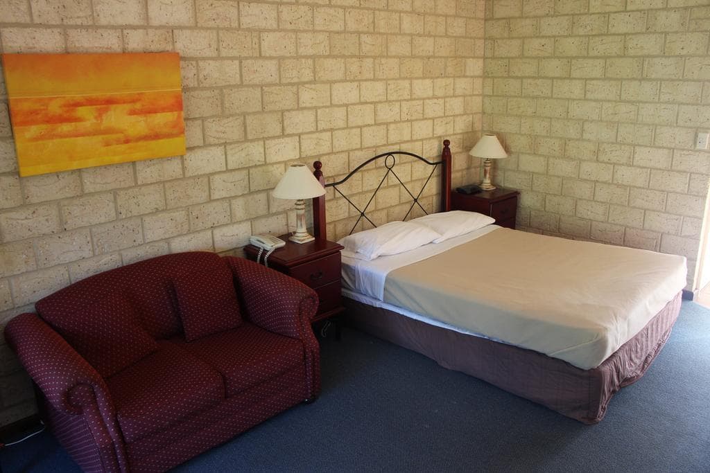 Karri Forest Motel